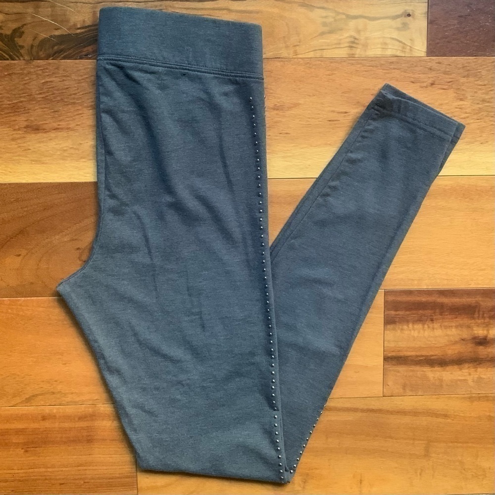Aeropostale Metal Accents on Leggings